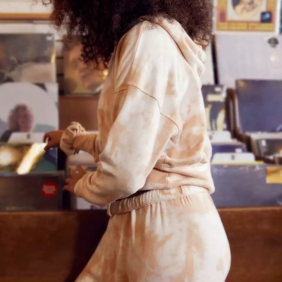 OFFLINE OTT Fleece Cropped Hoodie Sands - Picture 3 of 6